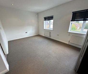 Kennedy Close, AL2 1GR, St Albans - Photo 2