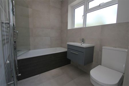 1 bedroom ground floor maisonette to rent - Photo 2