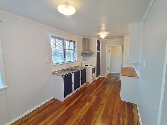 Charming 3BR Family Home in Foxton - Photo 1