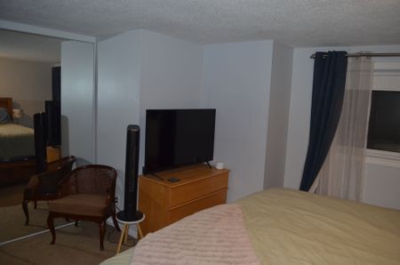 For Lease - 104 Esterlawn Private, McKellar Heights - Glabar Park and Area, Ontario - Photo 2