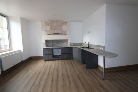 Location Appartement 4 pièces 95m² LA CHARITE SUR LOIRE 58400 - Photo 4