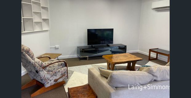 🏡 Modern, Fully Furnished 3-Bedroom Apartment – Prime Location! - Photo 1