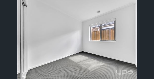 Well presented 3 bed 2 bath home - Photo 1