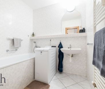 Na prenájom kompletne zariadený 2-izbový byt vo výbornej lokalite – Fotografia 6