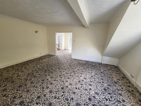 6 bedroom detached house to rent - Photo 4