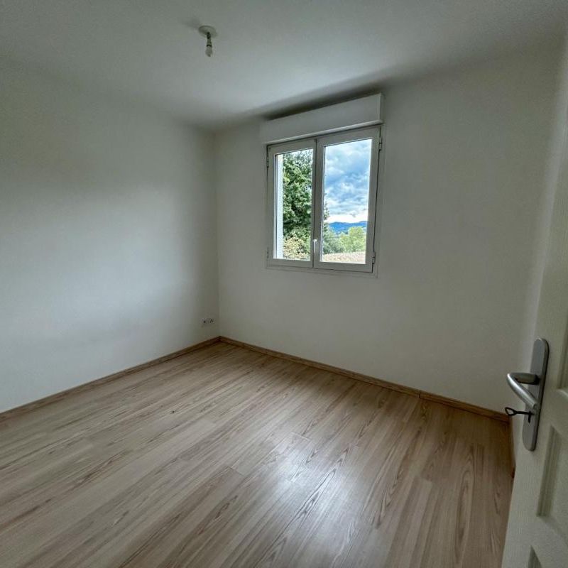 Location Appartement 2 pièces 45m² LA MOTTE SERVOLEX 73290 - Photo 1