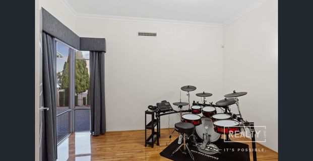 The Dream Home You've Been Waiting For - Photo 1