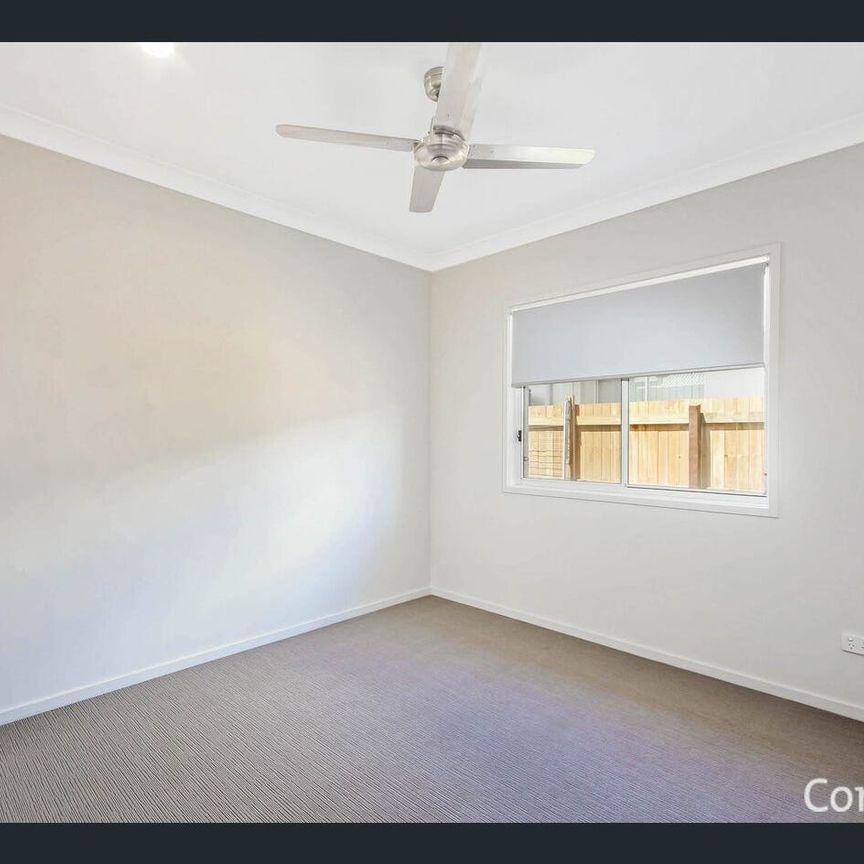 44 Stone Crescent, Baringa - Photo 1