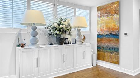 4 Bedroom House - Photo 2