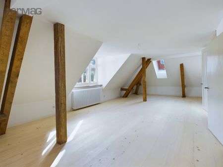 3.5-Zimmer-Attikawohnung mit Seesicht in der historischen Villa Abegg - Photo 4