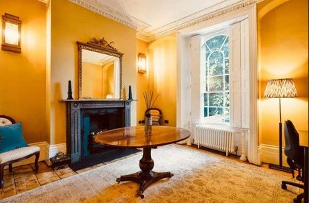 New Cross Road, London, SE14 - Photo 3