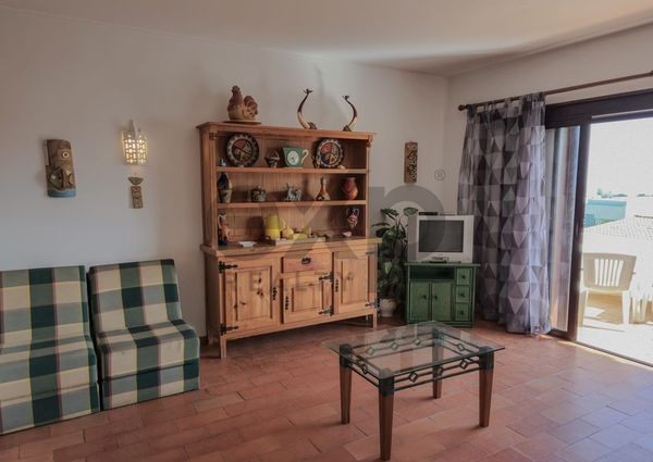 Apartamento T1 com Varanda e Vista Mar