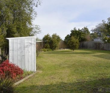 Lovely 2 bedroom home - Photo 5