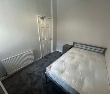 Wyggeston Street, Burton Upon Trent, DE13 - Photo 2