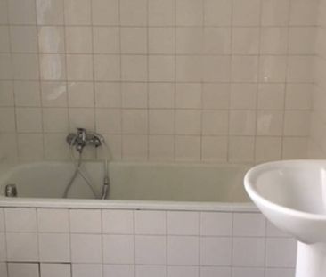 Appartement 4 pièces à louer à QUEULEU - Photo 4