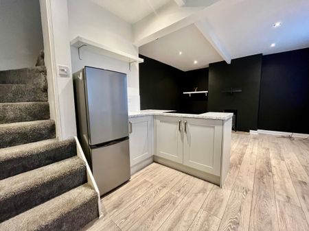 Rockfield Terrace, Leeds, Yeadon - Photo 3