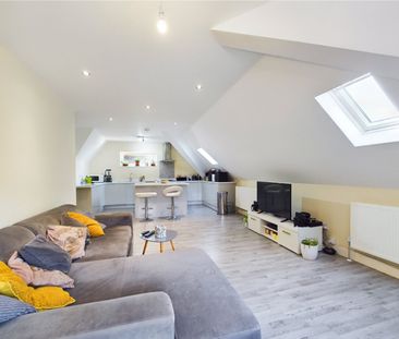 Honey End Lane, Reading, Berkshire, RG30 - Photo 3