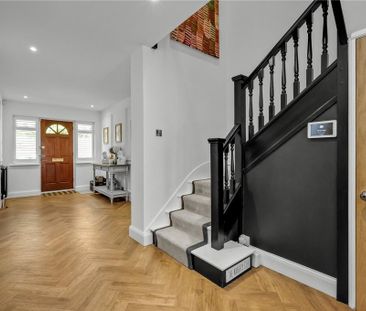 5 bedroom detached house to rent - Photo 4