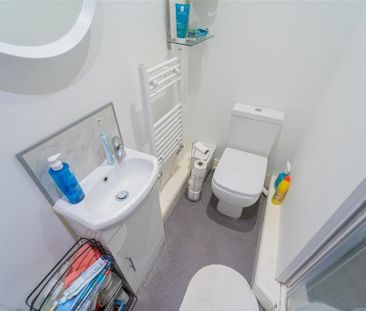 4 bedroom house to rent - Photo 1