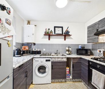 2 bedroom detached house to rent - Photo 5