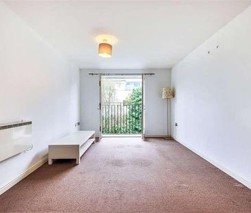 Voltaire Buildings, Garratt Lane, London, SW18 - Photo 1