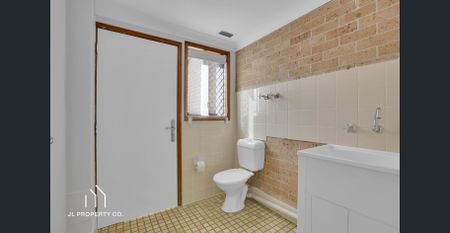 Townhouse Short Stroll To The Beach - Photo 2