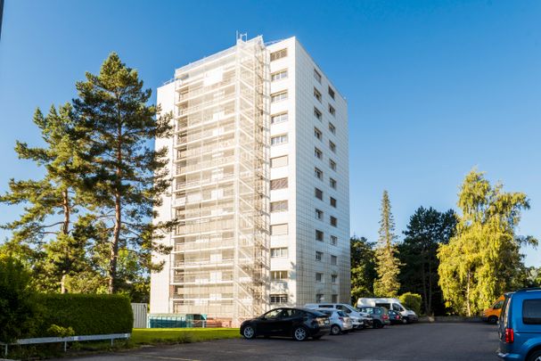APPARTEMENT RENOVE AVEC BALCON ET ASCENSEUR - Photo 1