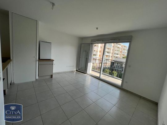 Location Appartement 1 pièce 25m² LYON 8ème - Photo 1