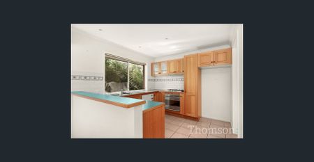 OPEN: 4th Dec 3:30pm - 3:45pm & Sat 6th Dec 9:55am - 10:05am - Photo 3