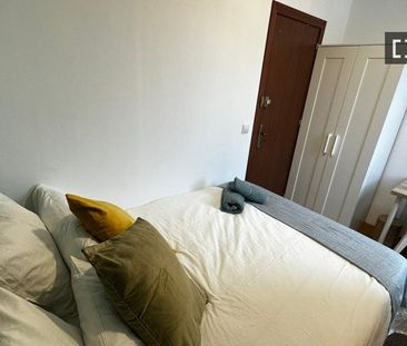 madrid, Community of Madrid 28012 - Photo 2