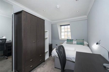 5 Bedroom Flat To Rent - Photo 2