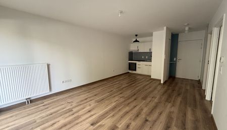 Appartement 2 pièces 46m2 REIMS 720 euros - Photo 3