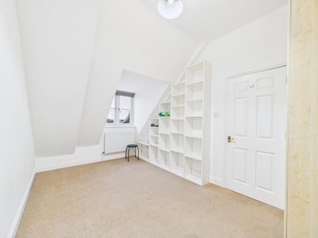 2 bedroom penthouse to rent - Photo 3