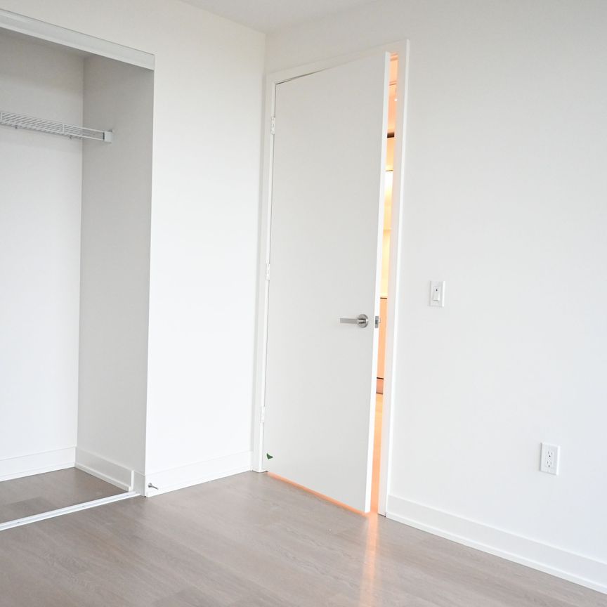For Lease - 448 Burnhamthorpe Road Unit# 418, Mississauga, Ontario - Photo 1