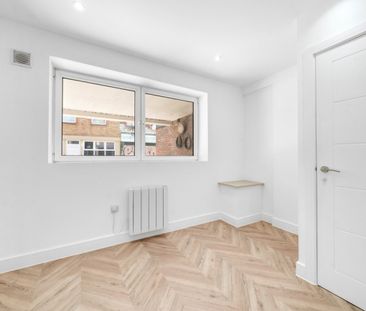 Hessel Street, London E1 - Photo 5