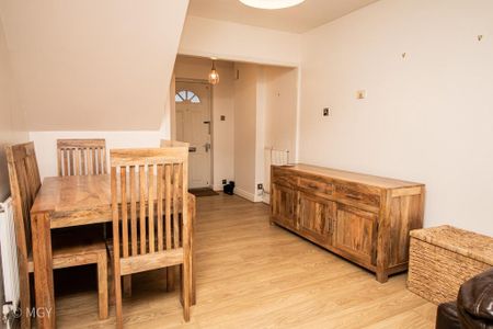 3 bedroom terraced house to rent - Photo 4