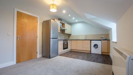 Stephenson Court, Off Leeman Road, York, YO26 6AU - Photo 4
