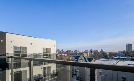 Oxford: Gold Accents – 710 Westminster, Winnipeg, MB - Photo 4