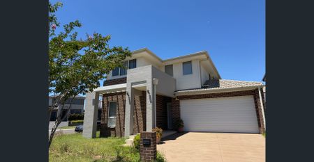 Beautiful and Spacious Property - Photo 3