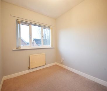 2 Bedroom Terraced To Let - Photo 3