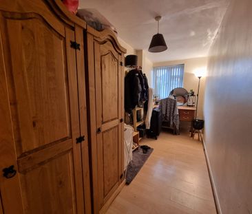 5 Bed Student Accommodation - Photo 5