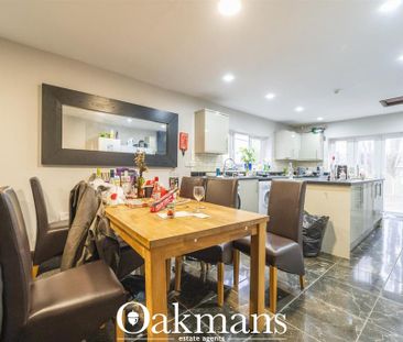 8 bedroom house to rent - Photo 2
