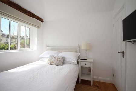 Holyport Street Holyport Maidenhead, SL6 - Photo 3