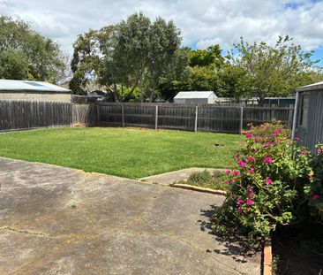 4 Banksia Court, Newcomb, Vic 3219 - Photo 3