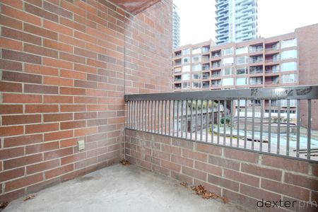 1330 Burrard St #213 - Photo 3