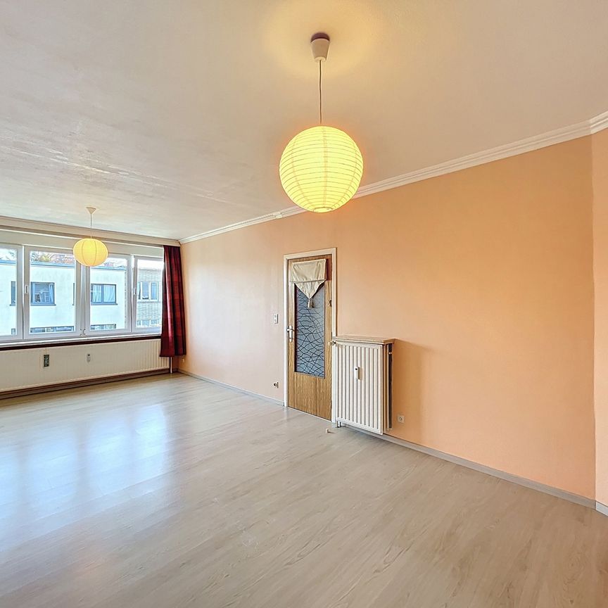 Vernieuwd appartement met 2 slaapkamers - Foto 1