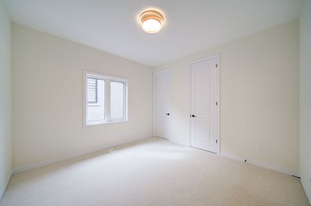 For Lease - 19 Kane Crescent, Aurora, Ontario - Photo 5