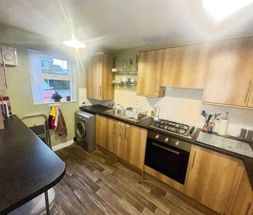 2 bedroom terraced house to rent - Photo 6