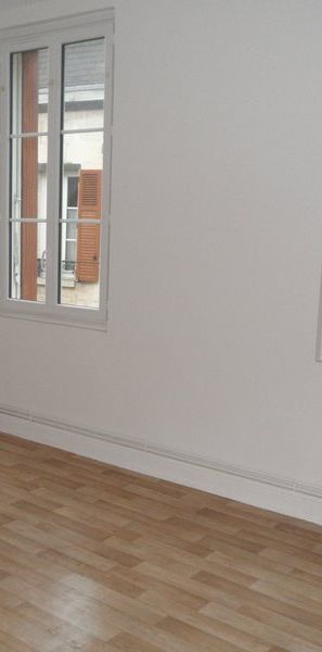 Location Appartement 2 pièces 35m² BOURGES 18000 - Photo 1