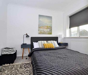 Bedroom First Floor Apartment To Let On Broomley Walk, Red House, NE3 - Photo 6